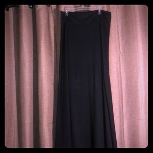 Plus size women’s maxi skirt